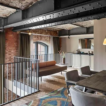 Telegraphenamt Hotel *