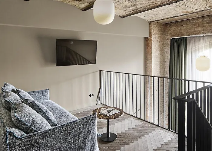 Telegraphenamt Hotel *