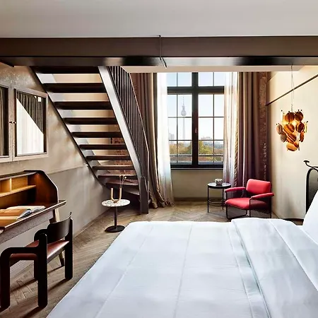 Telegraphenamt Otel *